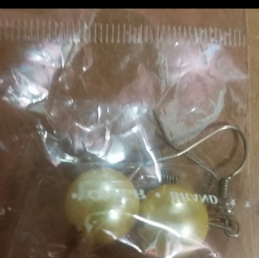 Earings